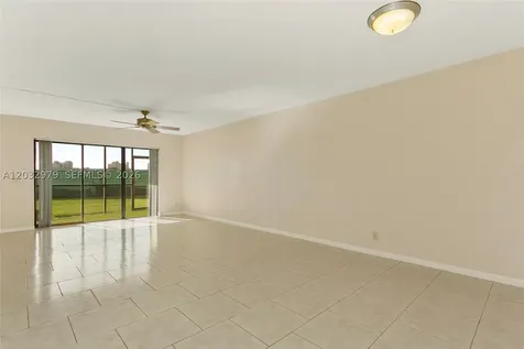 300 Racquet Club Road Weston FL 33326