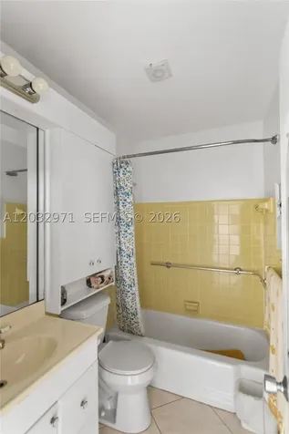 725 SW 11th Avenue Hallandale Beach FL 33009