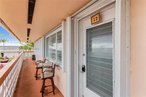 725 SW 11th Avenue Hallandale Beach FL 33009