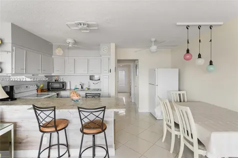 725 SW 11th Avenue Hallandale Beach FL 33009