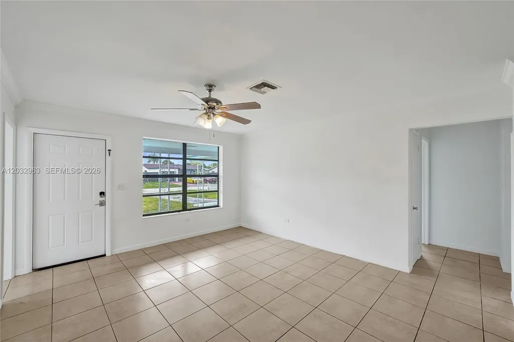 1140 N 74th Way Hollywood FL 33024