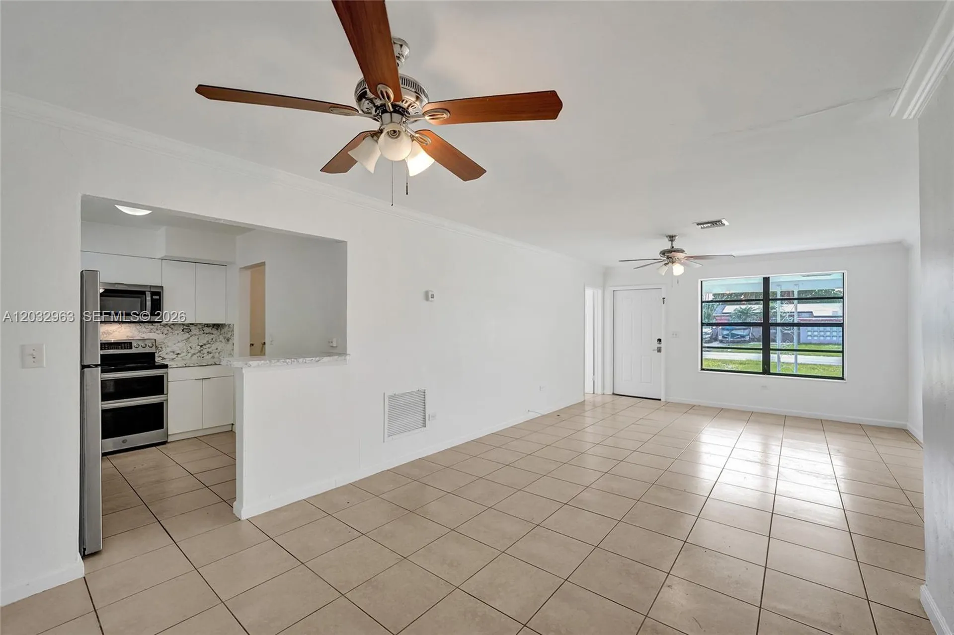 1140 N 74th Way Hollywood FL 33024