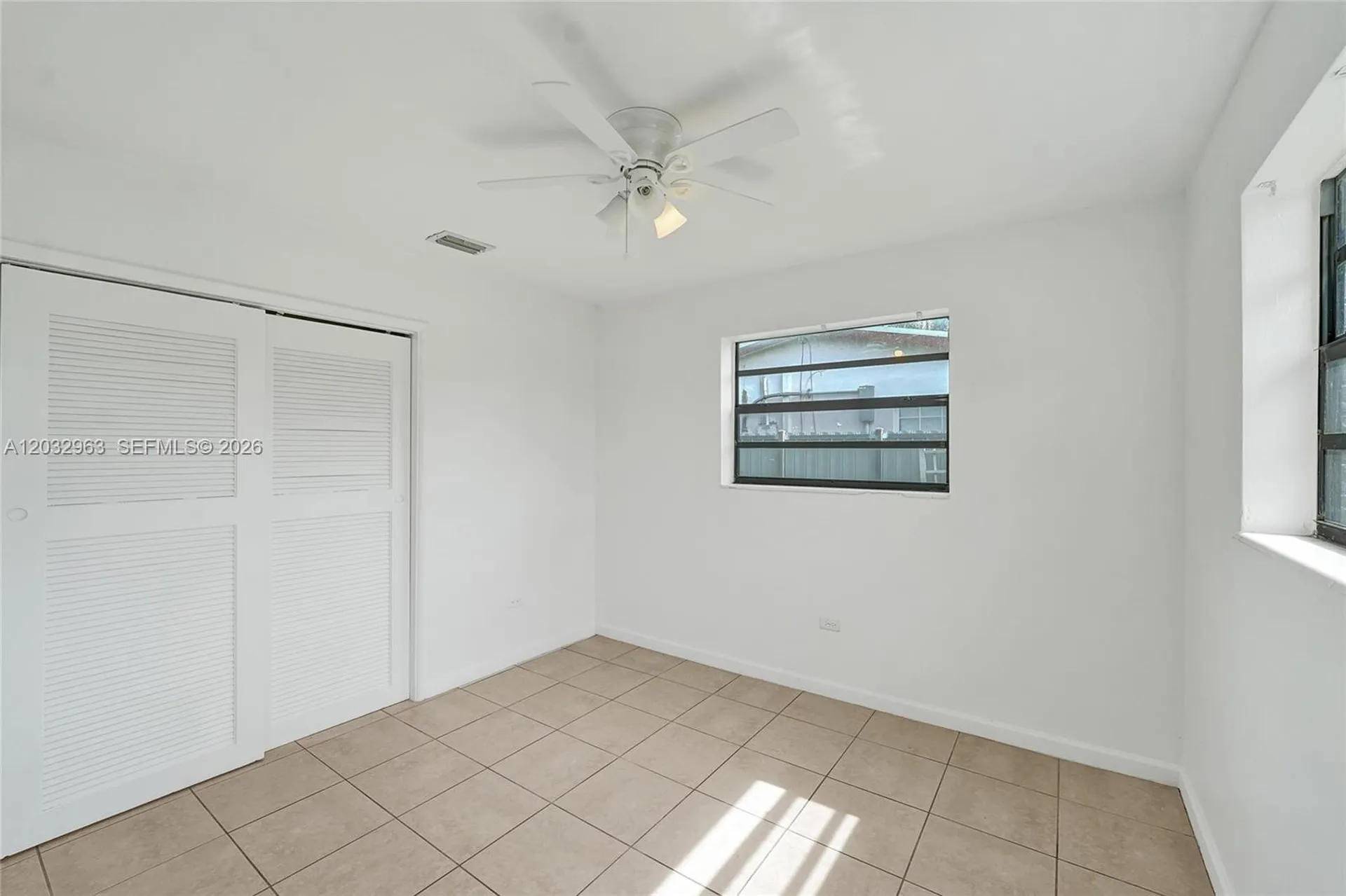 1140 N 74th Way Hollywood FL 33024