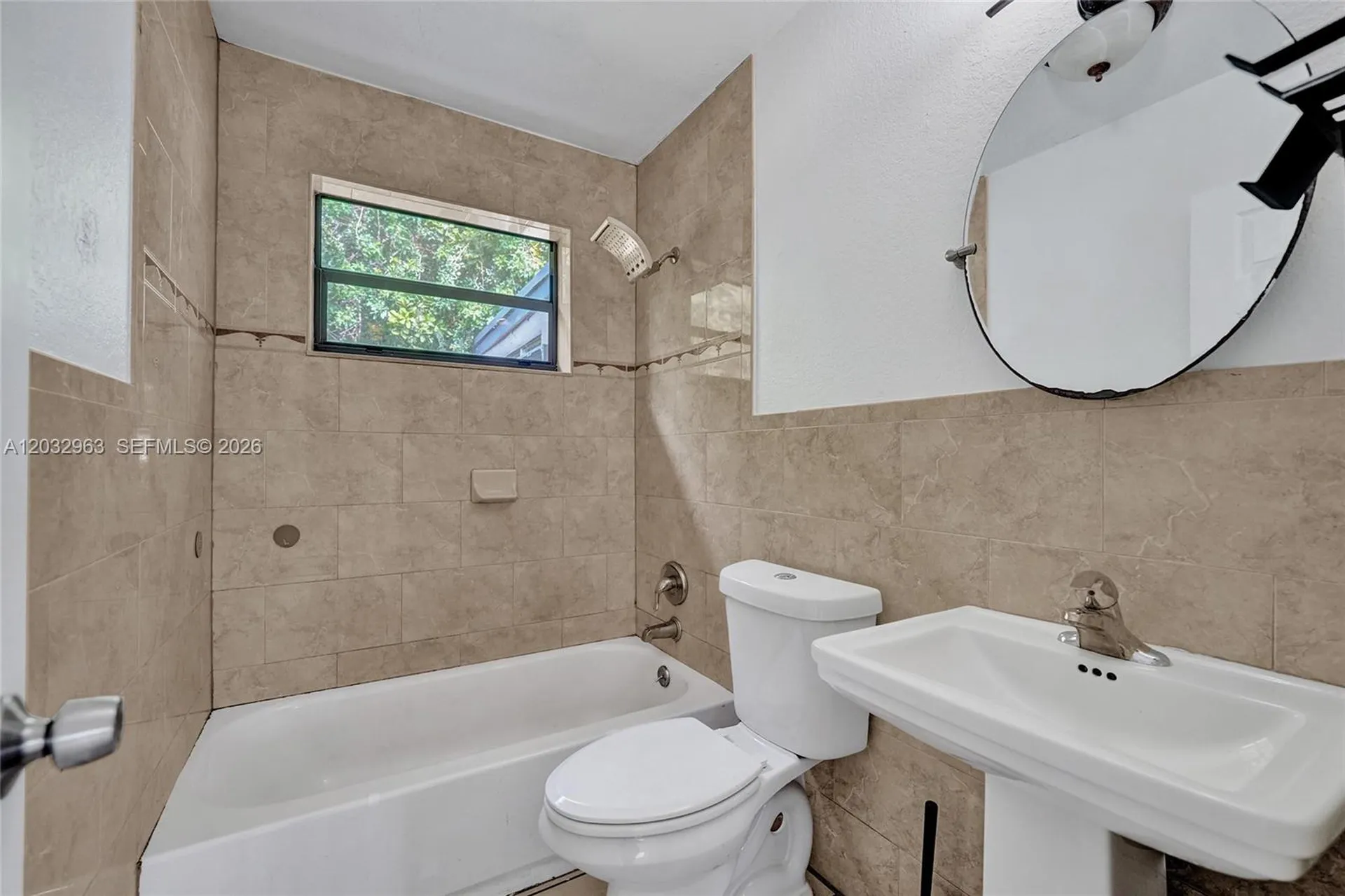 1140 N 74th Way Hollywood FL 33024