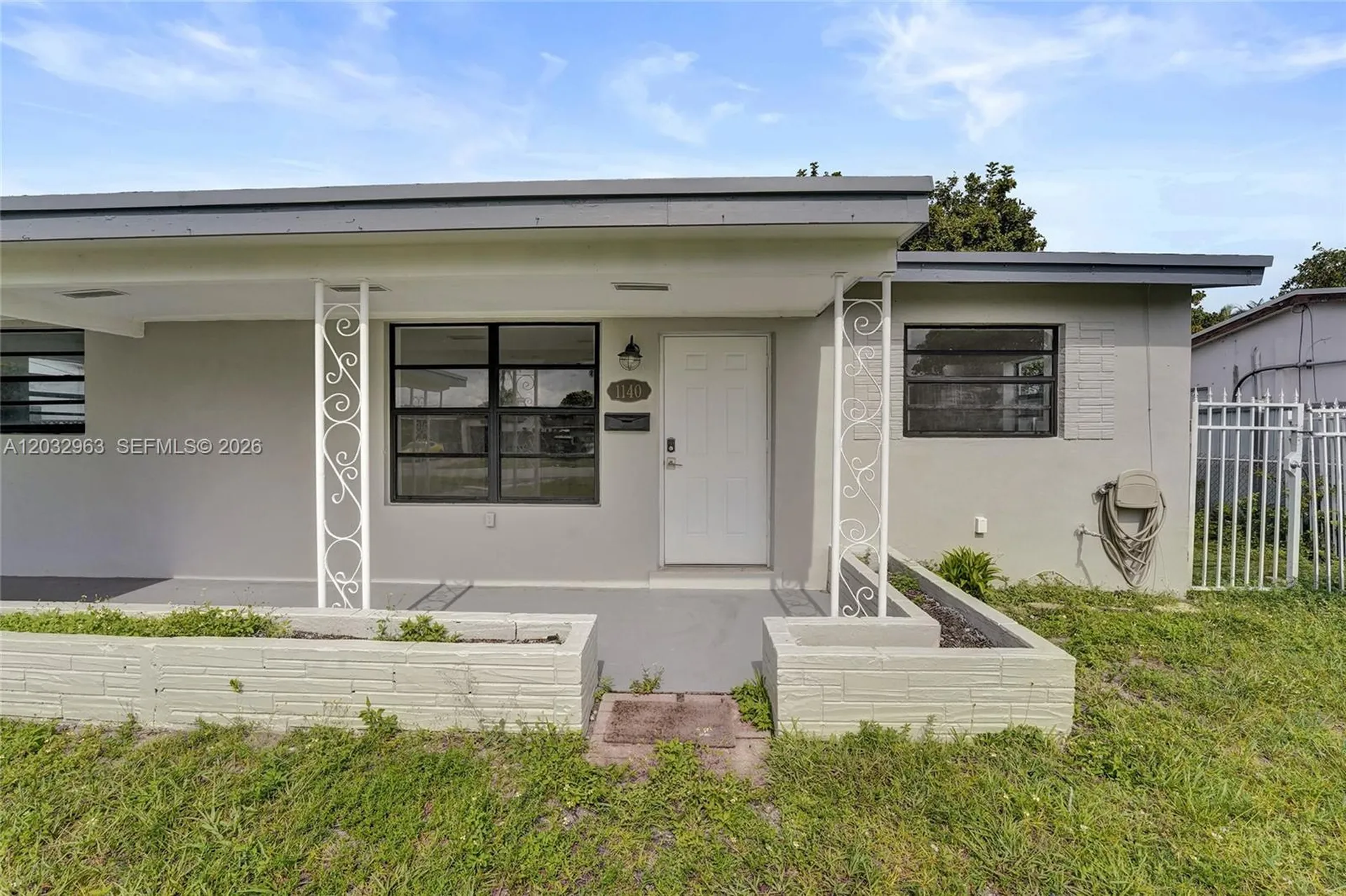1140 N 74th Way Hollywood FL 33024