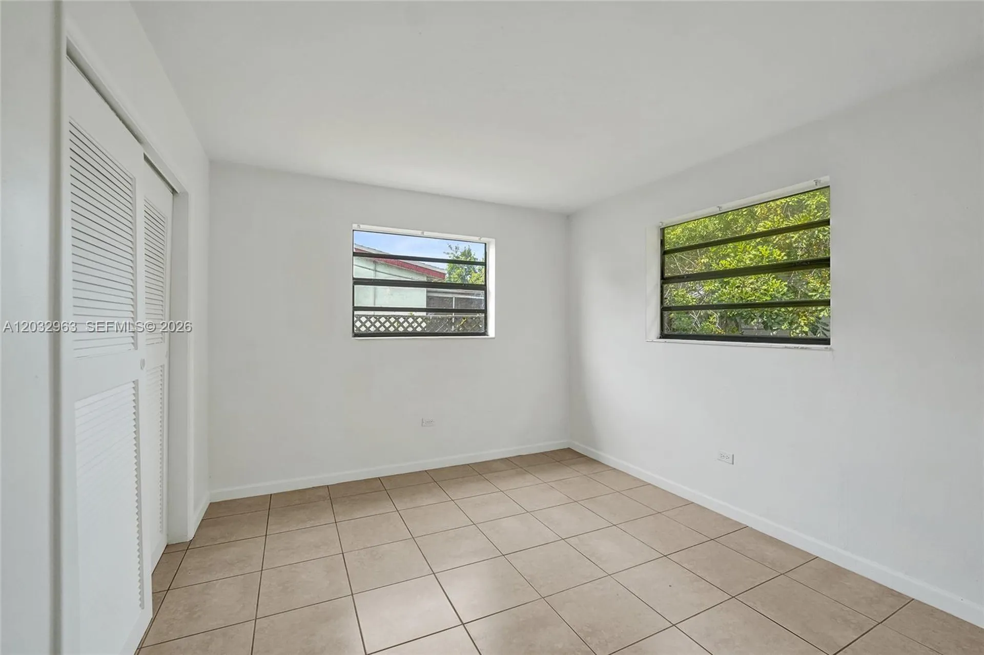 1140 N 74th Way Hollywood FL 33024