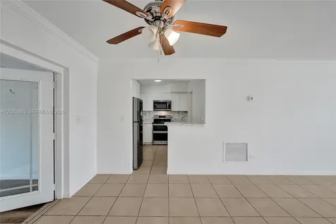 1140 N 74th Way Hollywood FL 33024