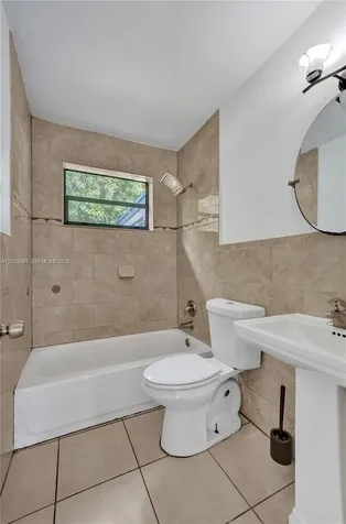 1140 N 74th Way Hollywood FL 33024