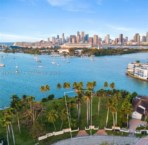 1228 S Venetian Way Miami FL 33139