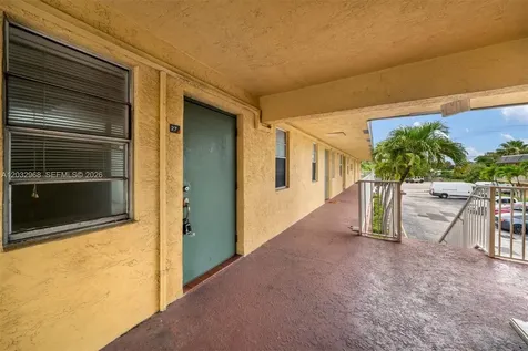 4081 N Dixie Highway Oakland Park FL 33334