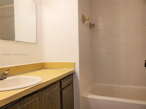 301 NW 109th Avenue Miami FL 33172