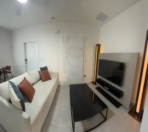 2225 SE 30th Street Homestead FL 33035