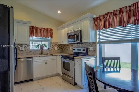 614 Stanton Lane Weston FL 33326