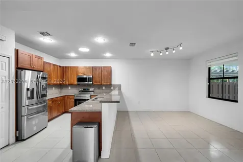 9925 NW 10th Street Miami FL 33172