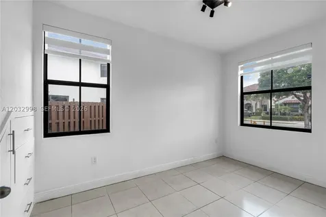 9925 NW 10th Street Miami FL 33172