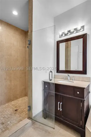 9925 NW 10th Street Miami FL 33172