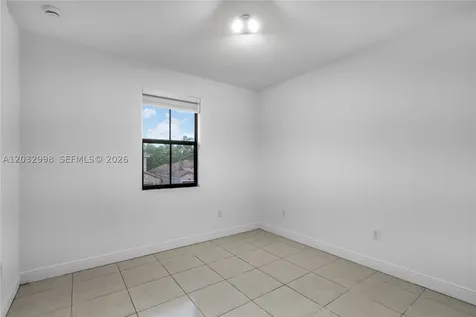 9925 NW 10th Street Miami FL 33172
