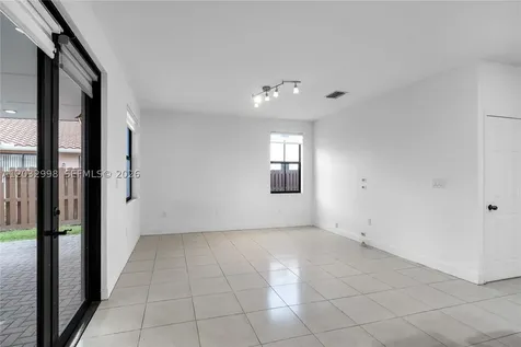 9925 NW 10th Street Miami FL 33172