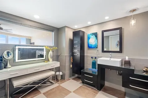 1600 S Ocean Boulevard Lauderdale By The Sea FL 33062