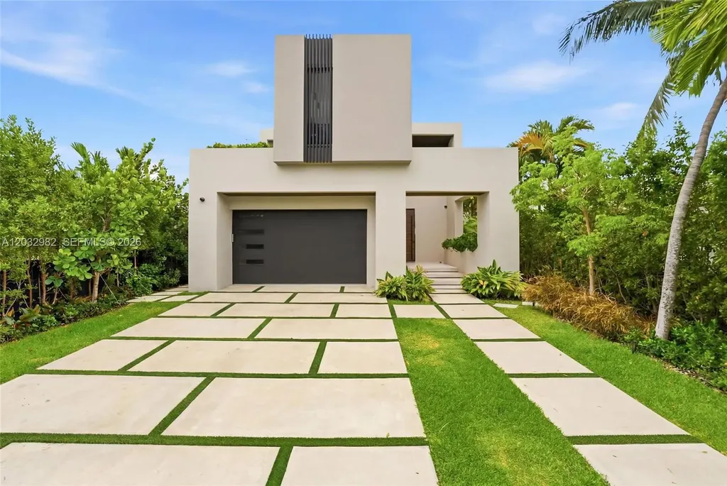1050 Stillwater Drive Miami Beach FL 33141