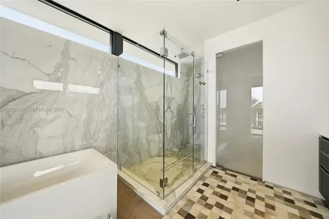 1050 Stillwater Drive Miami Beach FL 33141