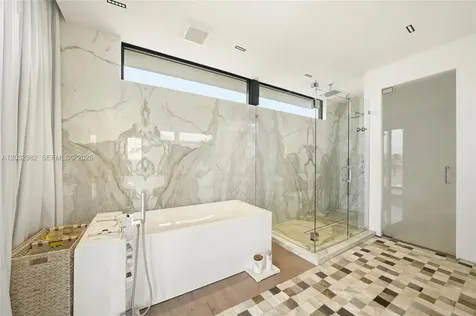 1050 Stillwater Drive Miami Beach FL 33141