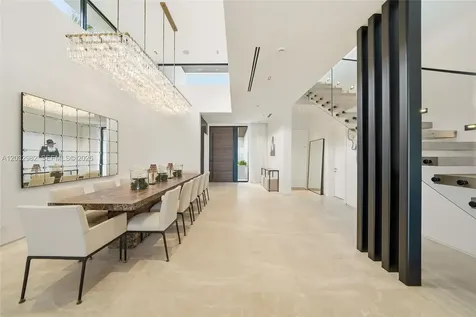 1050 Stillwater Drive Miami Beach FL 33141