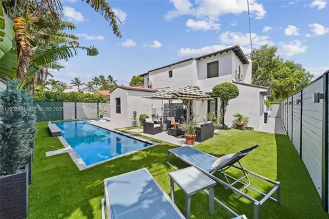 4416 Alton Road Miami Beach FL 33140