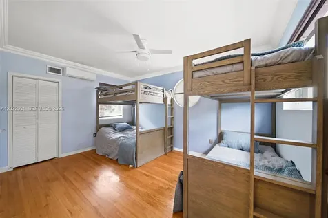 4416 Alton Road Miami Beach FL 33140