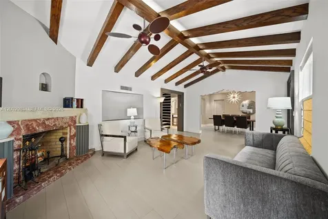 4416 Alton Road Miami Beach FL 33140