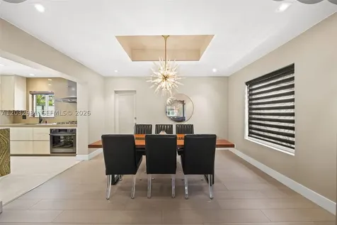 4416 Alton Road Miami Beach FL 33140