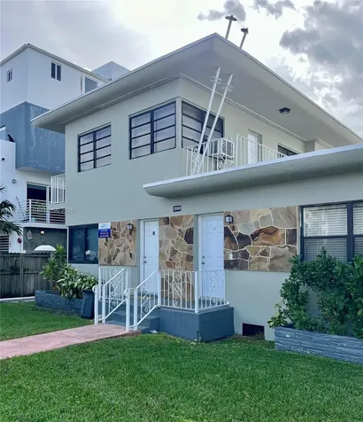 1980 Biarritz Drive Miami Beach FL 33141