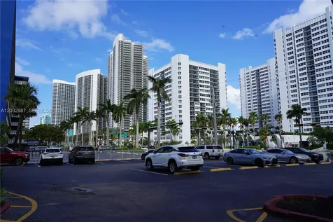 1913 S Ocean Drive Hallandale Beach FL 33009