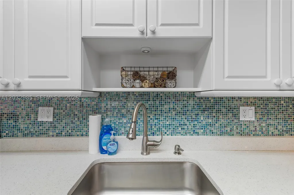 2424 NE 9th Street Fort Lauderdale FL 33304