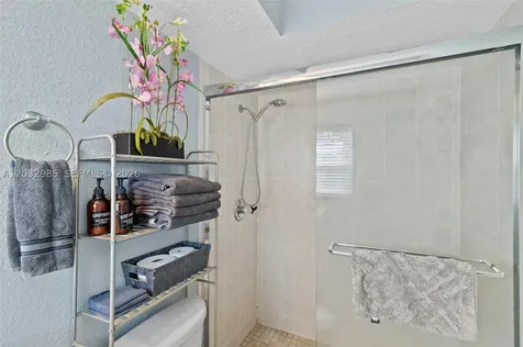 2424 NE 9th Street Fort Lauderdale FL 33304