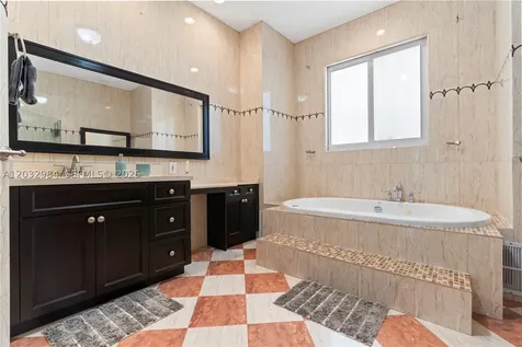 16601 SW 87th Court Palmetto Bay FL 33157