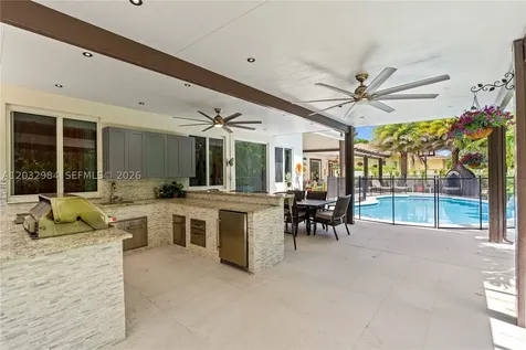 16601 SW 87th Court Palmetto Bay FL 33157