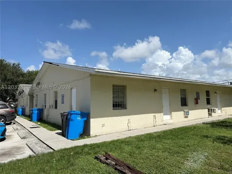 4801 SW 18th Street West Park FL 33023