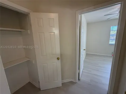 4801 SW 18th Street West Park FL 33023