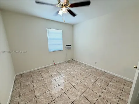 4801 SW 18th Street West Park FL 33023