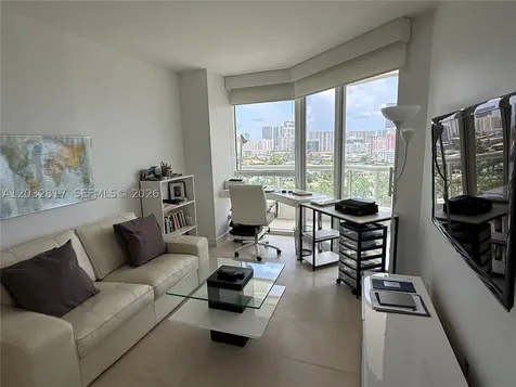 21205 Yacht Club Drive Aventura FL 33180