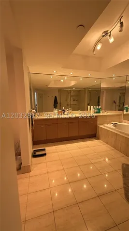 21205 Yacht Club Drive Aventura FL 33180