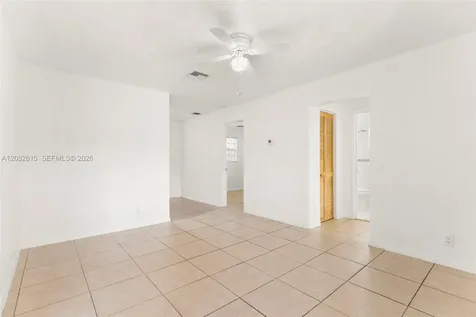 4120 SW 19th Street West Park FL 33023