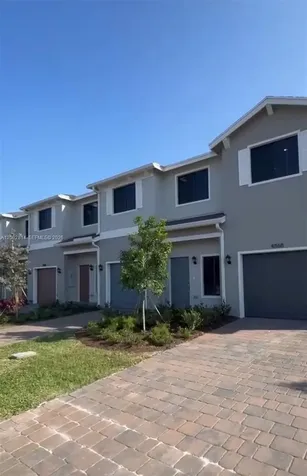 4860 Dillion Street Lake Worth FL 33463