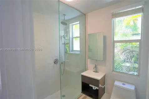319 W 28th Street Miami Beach FL 33140
