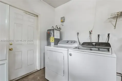 7421 NW 14th Street Plantation FL 33313