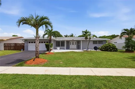 7421 NW 14th Street Plantation FL 33313
