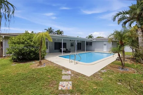 7421 NW 14th Street Plantation FL 33313
