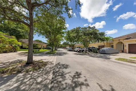 3245 NE 11 Drive Homestead FL 33033