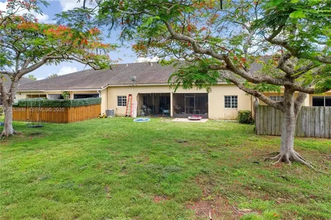 3245 NE 11 Drive Homestead FL 33033